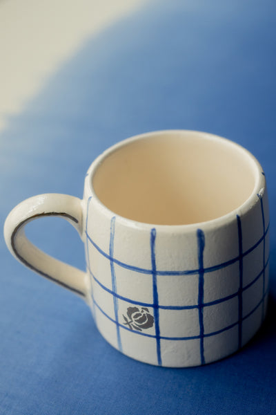 Azure checkered mug