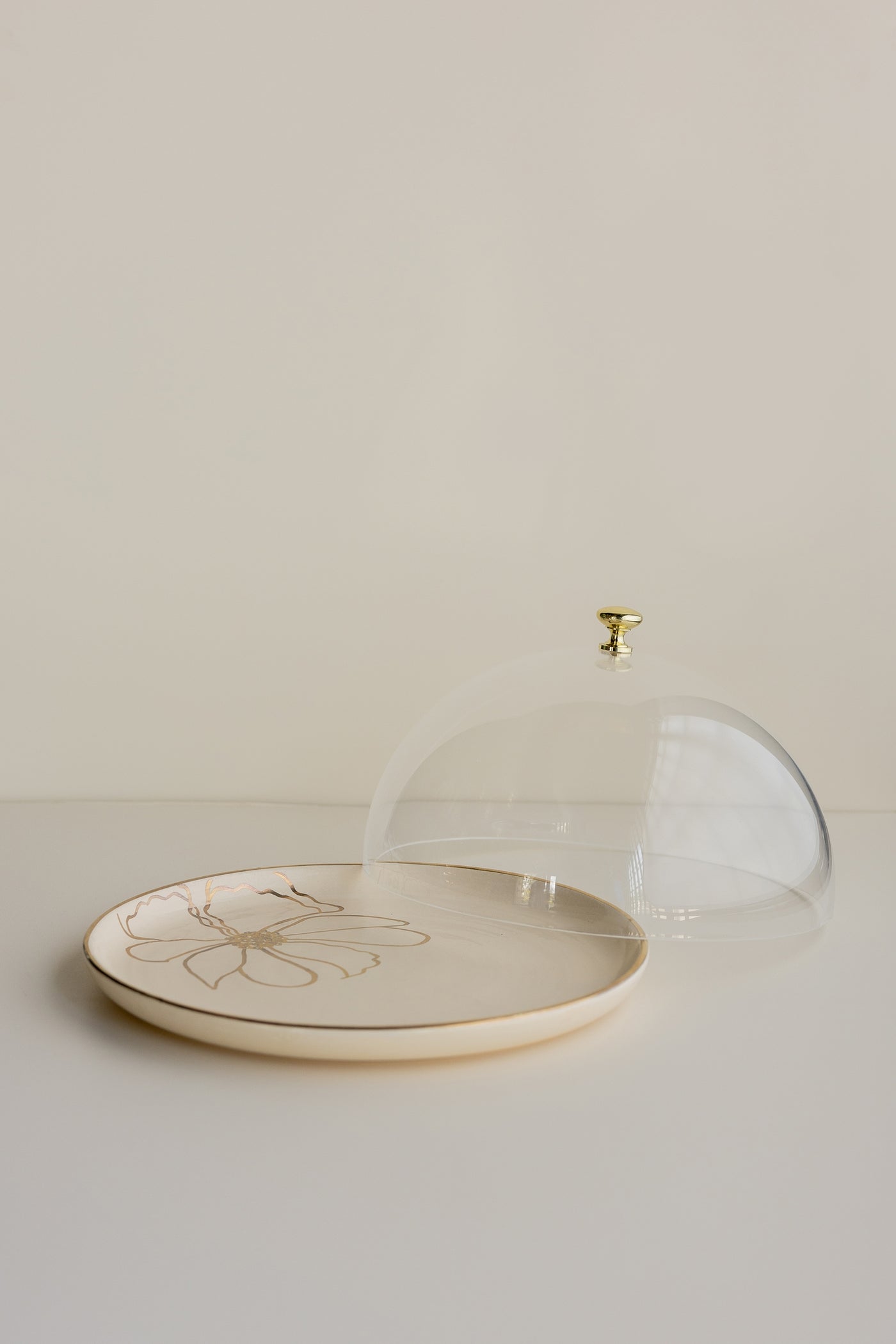 Ivory Wildflower  Platter With Acrylic Dome