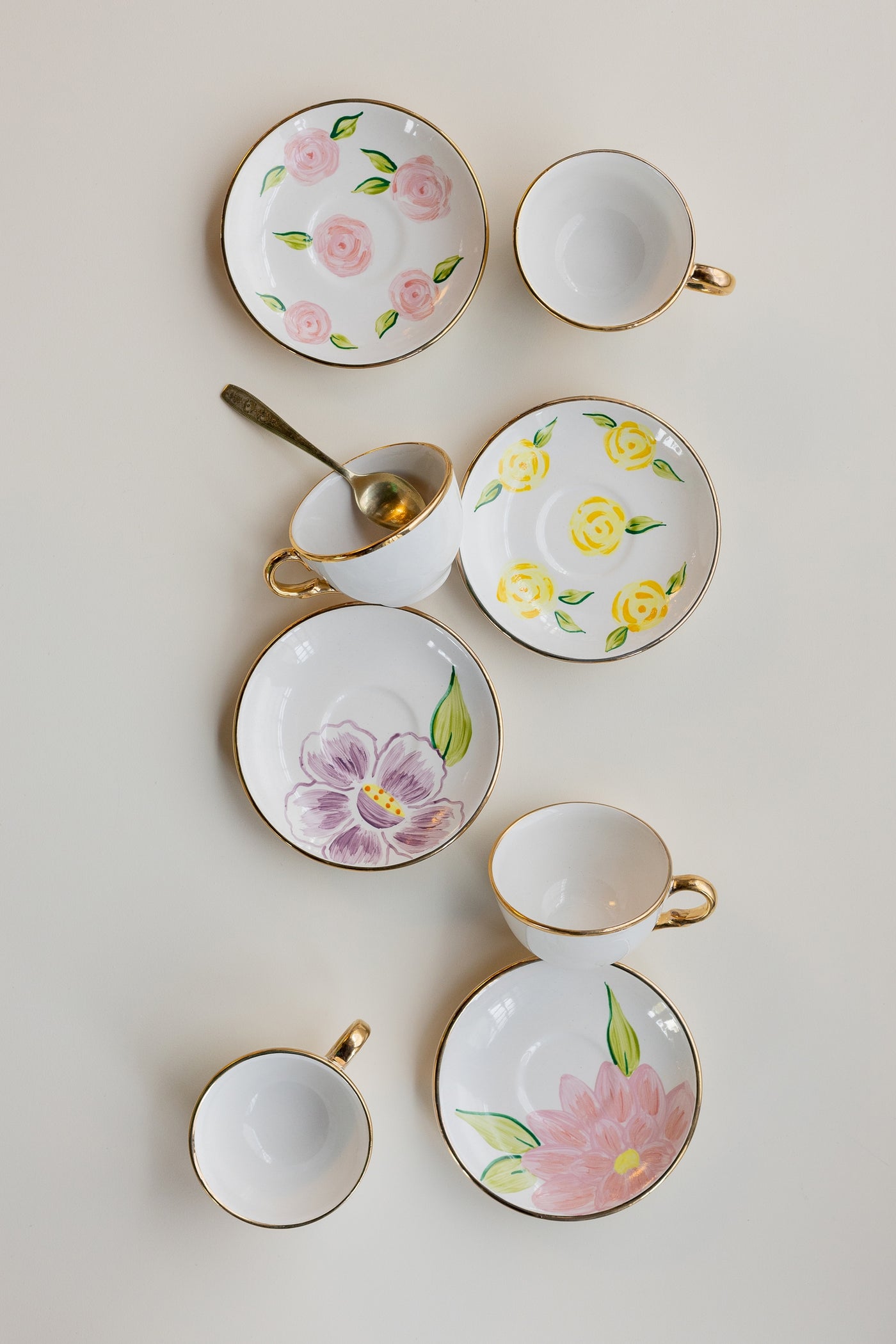 Pink Lilies Cups And Saucers (Set Of 4)